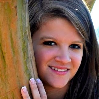 Julie Wall Photo 1