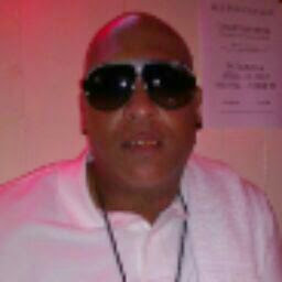 Darryl Sullivan Photo 5