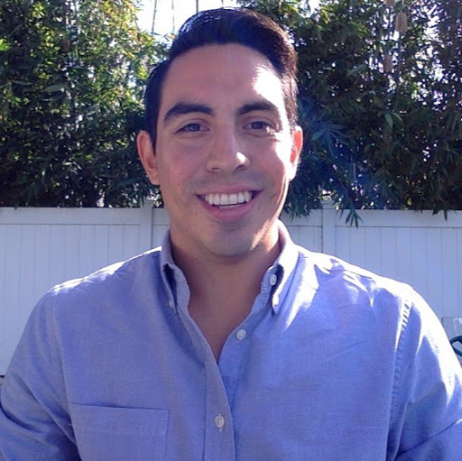 Michael Flores Photo 40