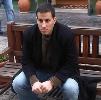 Roberto Gomez Photo 30