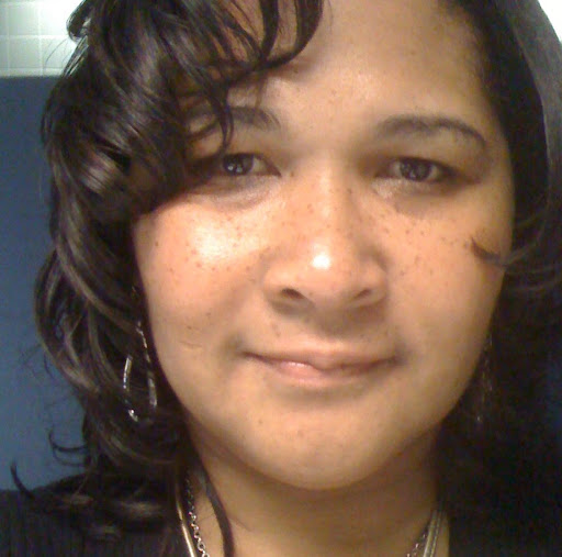 Simone Thomas Photo 16