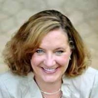 Shelley Holmes Photo 32