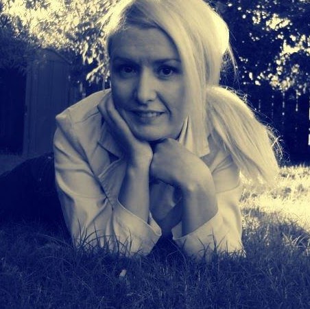Claudia Allen Photo 20