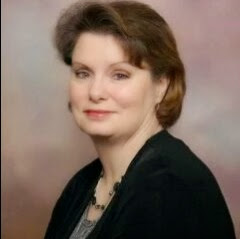 Julie Gagnon Photo 8