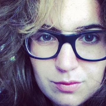 Jenny Bloom Photo 7