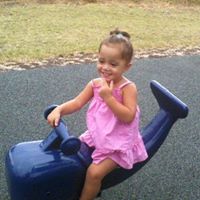 Darlene Fernandez Photo 7