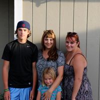 Amy Henderson Photo 37