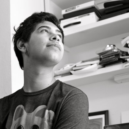 Gerardo Suarez Photo 37