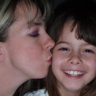 Rachelle Davies Photo 5