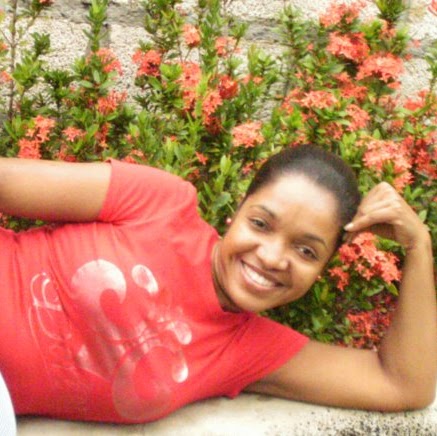 Maria Espinal Photo 32