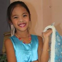 Julia Gonzales Photo 27