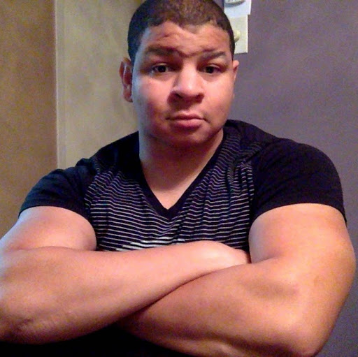 Elliot Robinson Photo 23