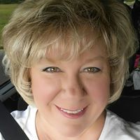 Lisa Chatfield Photo 3