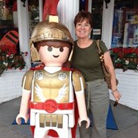Lorraine Robinson Photo 19
