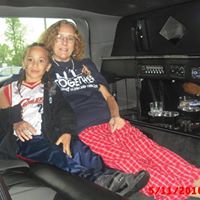 Cynthia Miles Photo 17