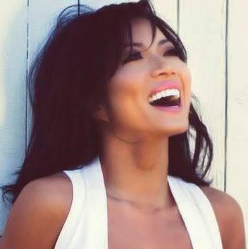 Samantha Hoang Photo 5