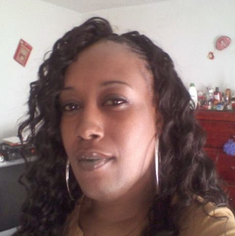 Toni Hughes Photo 21
