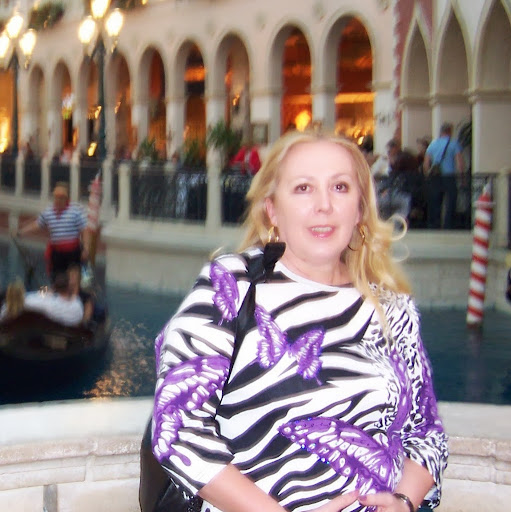 Sharon Love Photo 33