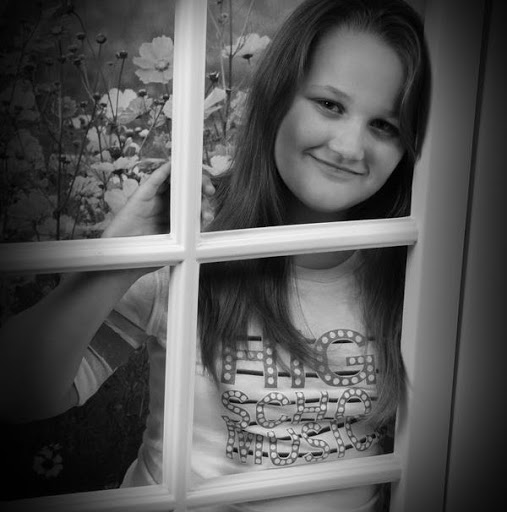 Kayla Roberson Photo 30