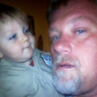 Mike Qualls Photo 19