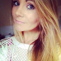 Amy Searle Photo 8
