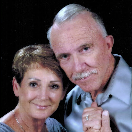 Joanne Curtis Photo 9