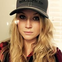 Carly Everett Photo 10