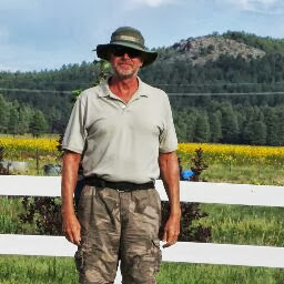 Dennis Graham Photo 40