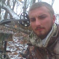 Jeremy Hefner Photo 31