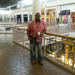 Clifton Taylor Photo 36