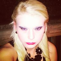 Alexandria Gray Photo 7