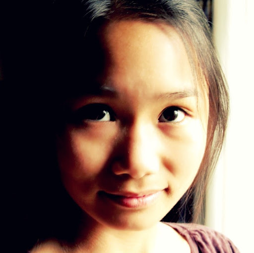 Justine Nguyen Photo 31