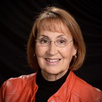 Carol Lindquist Photo 29