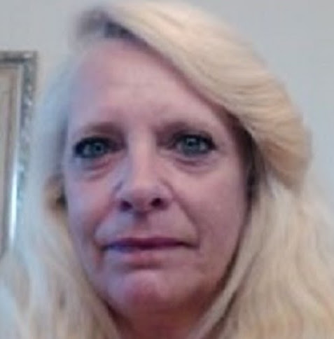 Linda Wells Photo 30
