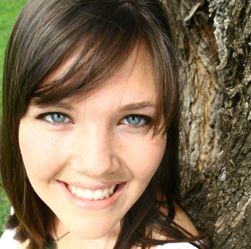 Deanna Martinez Photo 6