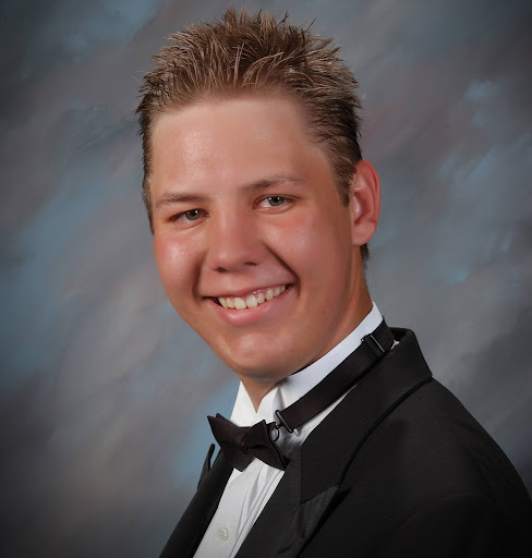 Travis Gardner Photo 27