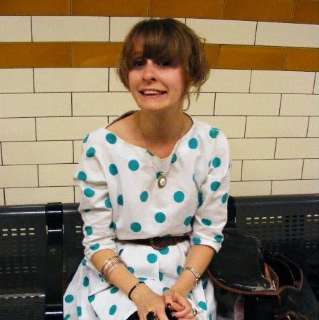 Stacey Saunders Photo 27