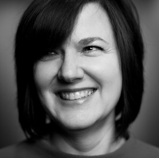 Luann Carter Photo 6
