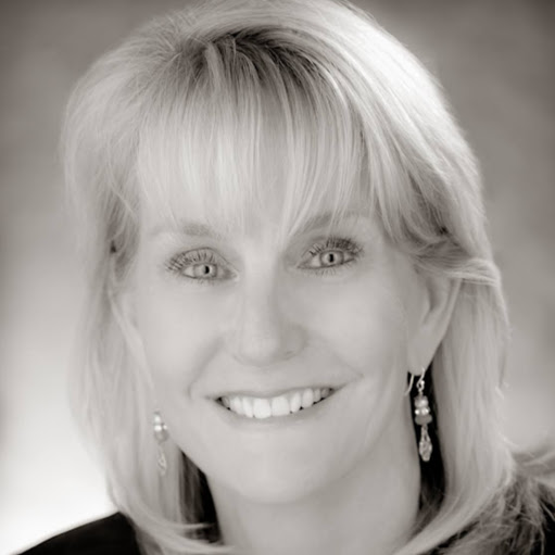Debbie Voss Photo 8