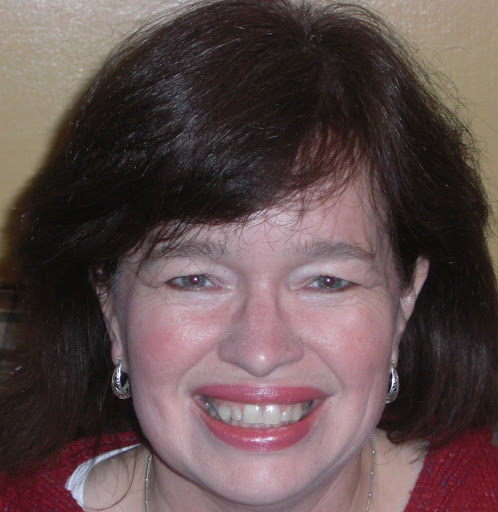 Holly Wallace Photo 14