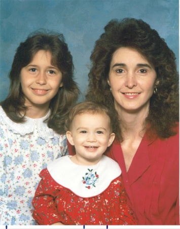 Susan Moore Photo 30