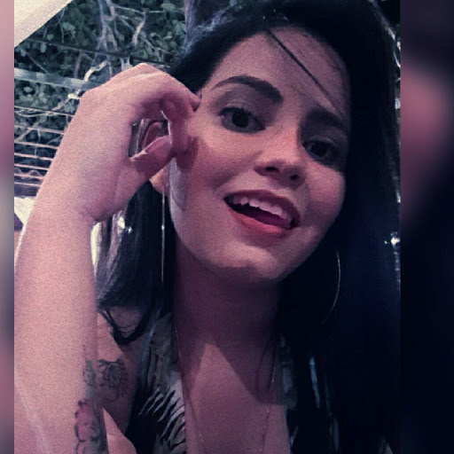 Danielle Monteiro Photo 6