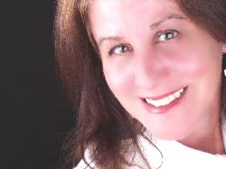 Robin Strickland Photo 9