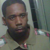 Quincy James Photo 6