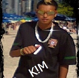 Kim Amaral Photo 13