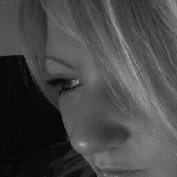 Anna Higgs Photo 12