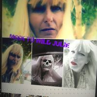 Julie Oxford Photo 26