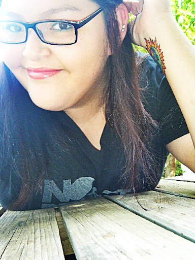 Victoria Castaneda Photo 23