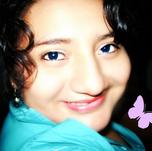 Rosita Robles Photo 6