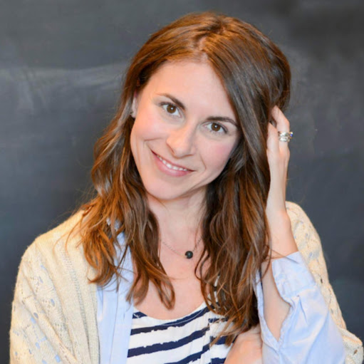 Alexandra Huddleston Photo 6